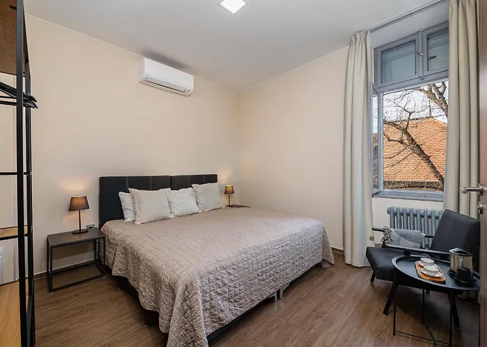 Couette-café Kedves